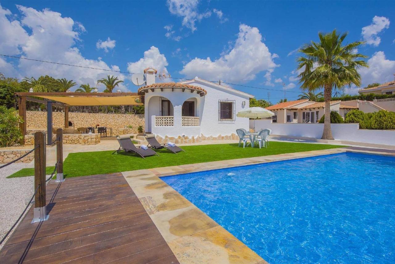 Villa Neus - Plusholidays Калпе Екстериор снимка